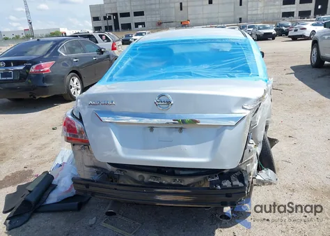 2015 Nissan Altima 2.5 S из США, поврежденный, VIN 1N4AL3APXFN369779